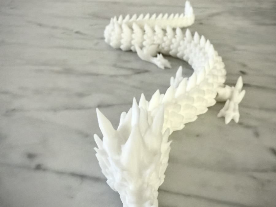 Dragon Articulé, objet imprimé en 3D — Figurine articulée imprimée d'un seul tenant, sans assemblage.